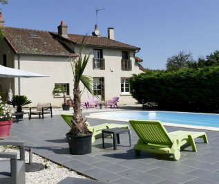 Maison aux portes du Morvan